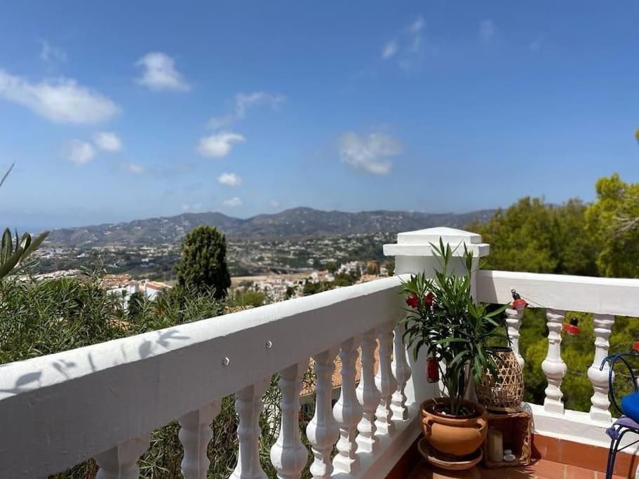 Precioso Apartamento Mandarinos Con Vistas Al Mar Nerja Ngoại thất bức ảnh