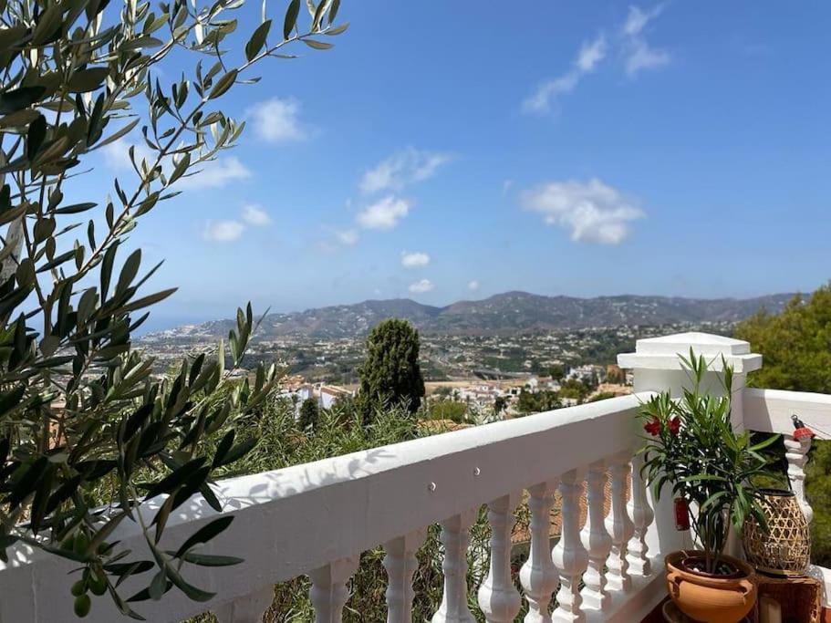 Precioso Apartamento Mandarinos Con Vistas Al Mar Nerja Ngoại thất bức ảnh