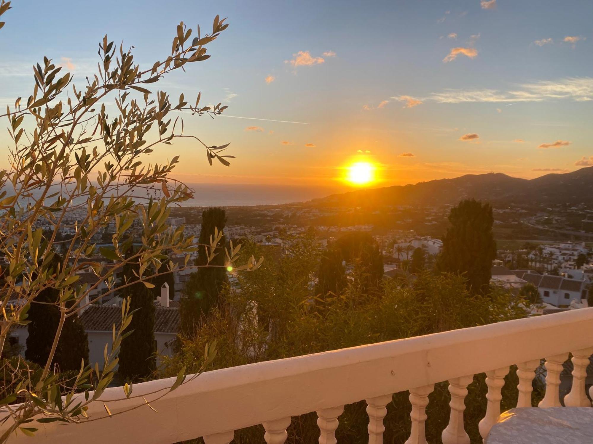 Precioso Apartamento Mandarinos Con Vistas Al Mar Nerja Ngoại thất bức ảnh