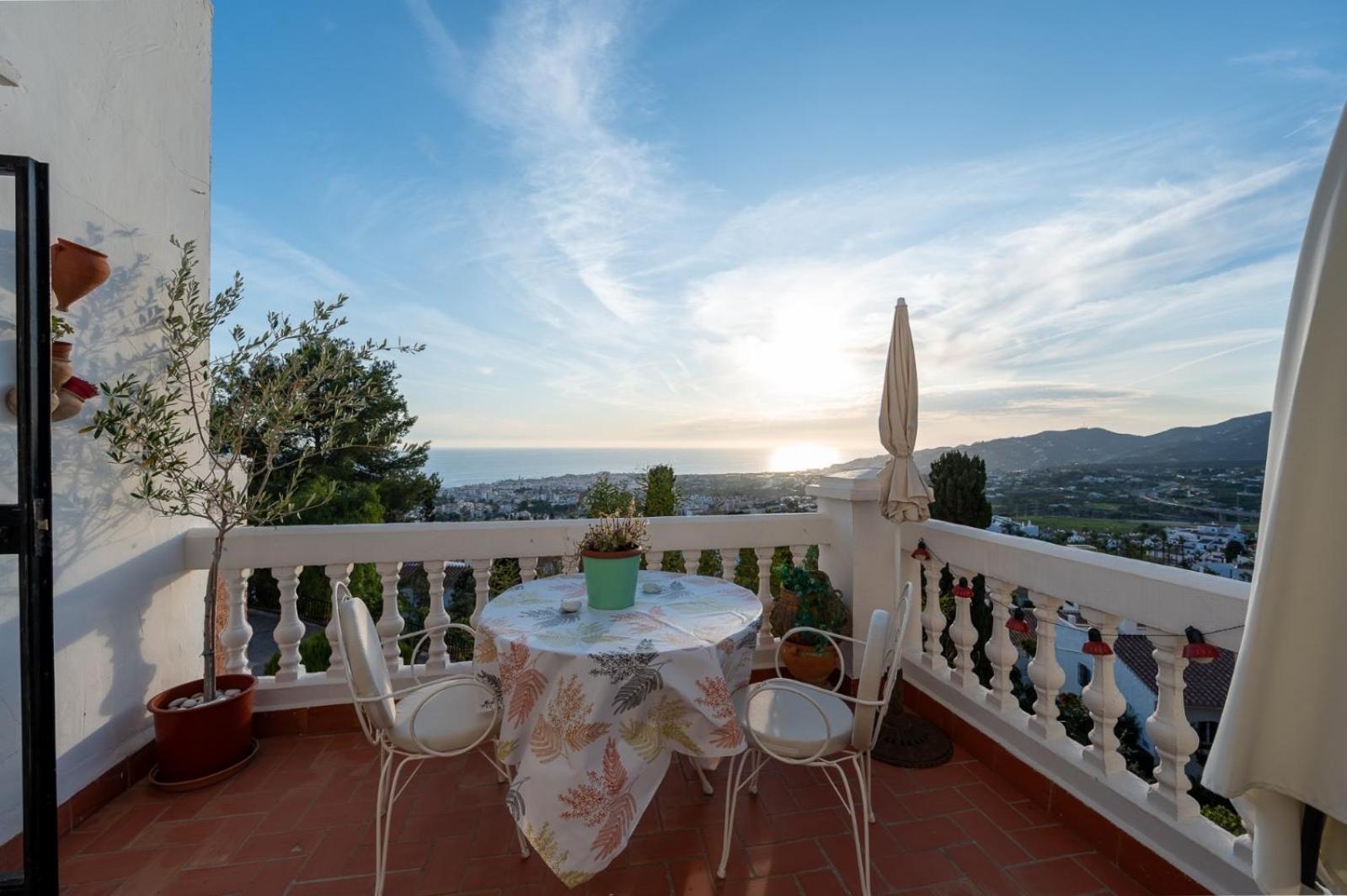 Precioso Apartamento Mandarinos Con Vistas Al Mar Nerja Ngoại thất bức ảnh